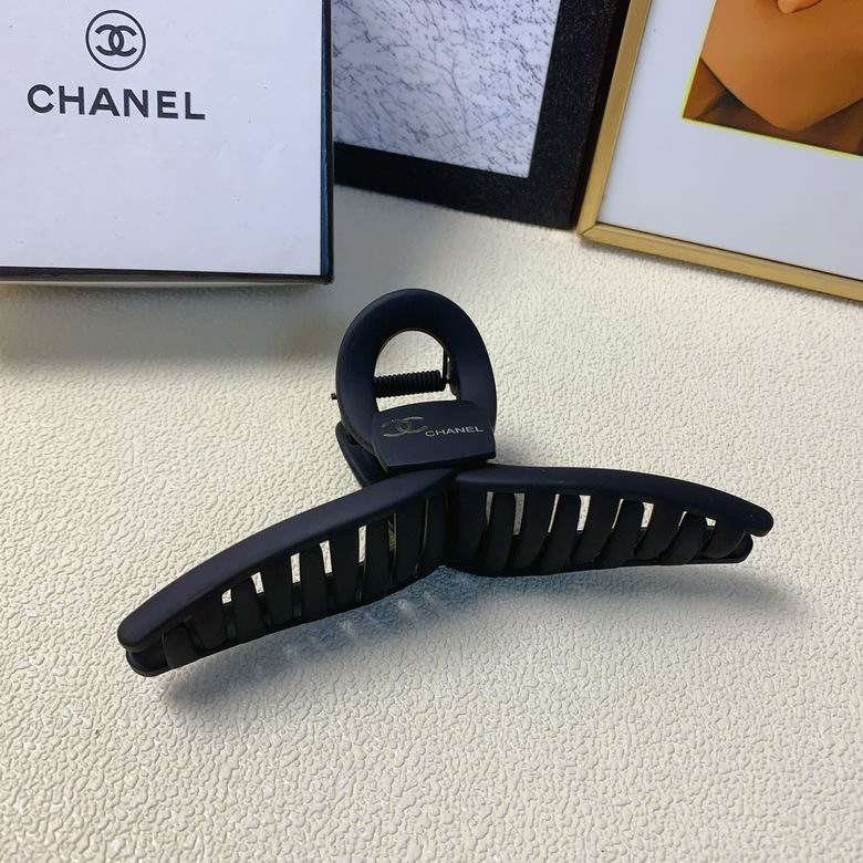 Chanel Hair Grab Clip  (4)